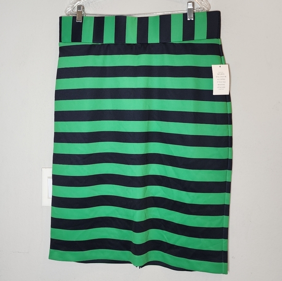 NWT Eloquii green blue stripe pullon stretch pencil skirt. Back zip slit. Sz 16. - Picture 5 of 16
